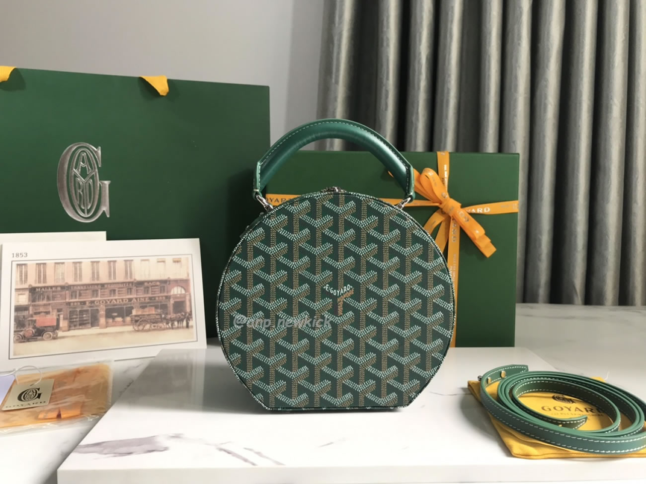 Goyard Alto Hat Box Bag 16.5 Cm X 7 Cm X 18 Cm (8) - newkick.app